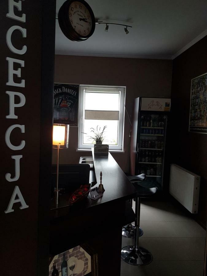 Hotelik Pod Baranami Siechnice Bagian luar foto